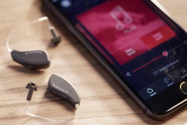 Conectividad para móvil y música